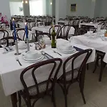 Hotel Laguna 2*