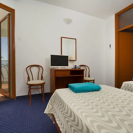 Laguna Hotel Gradac (Split-Dalmatia)