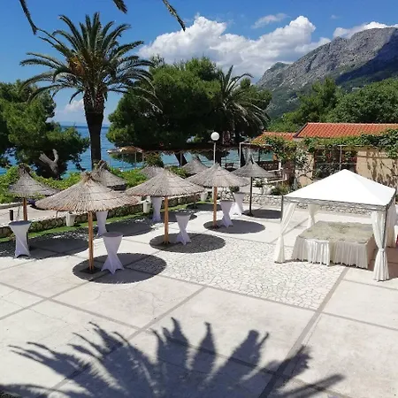 Hotel Laguna