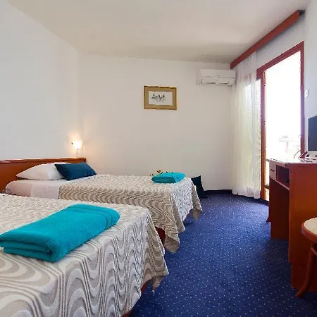 Hotel Laguna