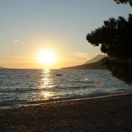 Laguna 2*