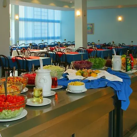 Laguna Hotel Gradac (Split-Dalmatia)